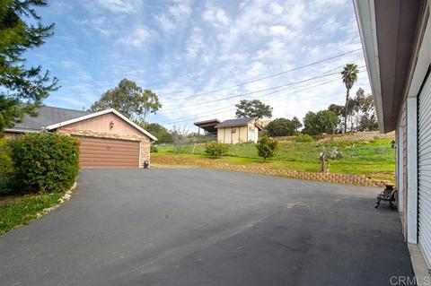 1012 Stoneridge Rd, El Cajon, CA 92021 photo 5