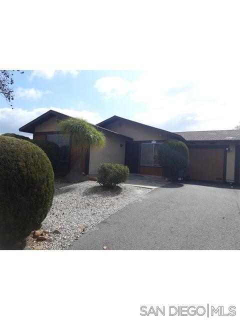 4729 Rising Glen Dr, Oceanside, CA 92056 photo 2