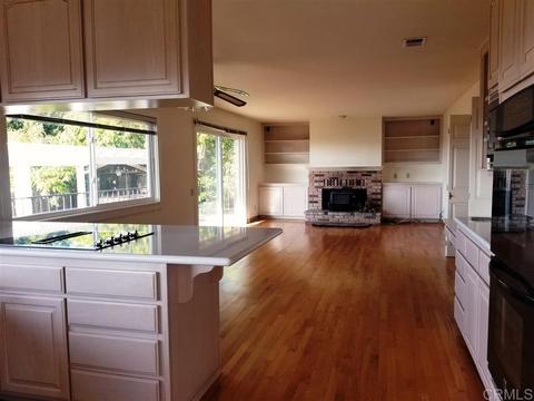 1405 Java Hls, Fallbrook, CA 92028 photo 4