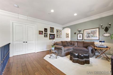 7731 Lookout Dr, La Jolla, CA 92037 photo 10