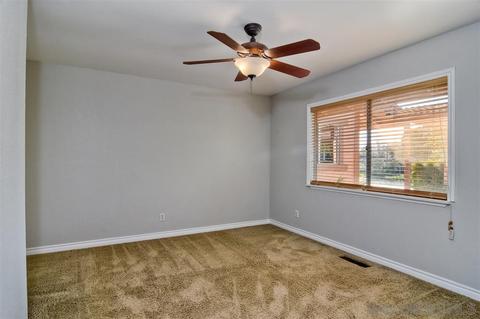 648 Barsby St, Vista, CA 92084 photo 15