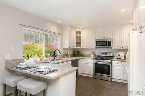 12928 Rios Rd, Poway, CA 92064 photo 5