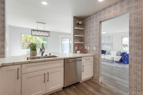6515 Corte Montecito, Carlsbad, CA 92009 photo 14