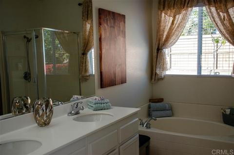 1549 Emerald Ridge Rd, Fallbrook, CA 92028 photo 10