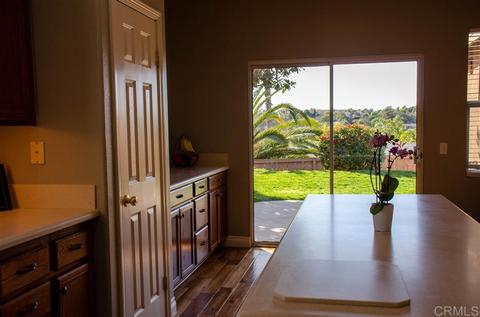 1549 Emerald Ridge Rd, Fallbrook, CA 92028 photo 7