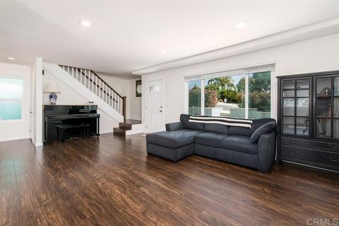 2943 Macdonald St, Oceanside, CA 92054 photo 3