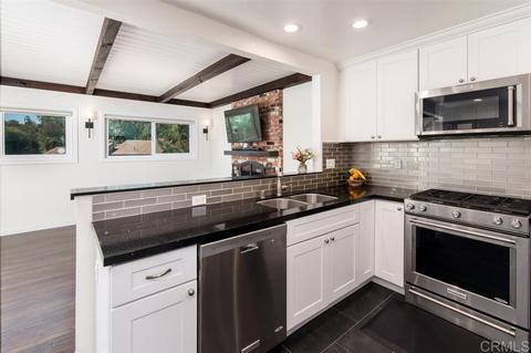 2943 Macdonald St, Oceanside, CA 92054 photo 7