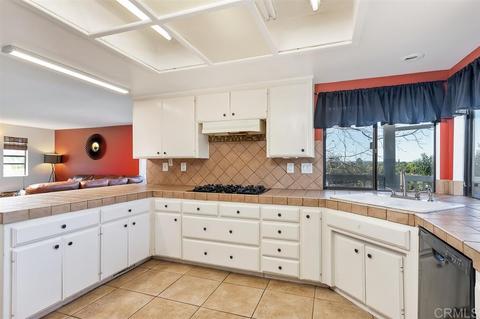 2893 Alta Vista Dr, Fallbrook, CA 92028 photo 5