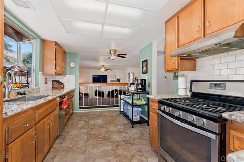 10274 Pebble Beach Dr, Santee, CA 92071 photo 5