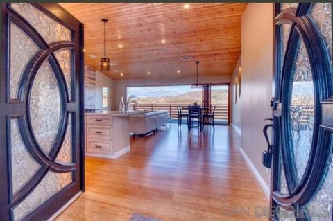 2180 Esplendido Ave, Vista, CA 92084 photo 3