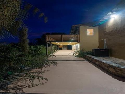2180 Esplendido Ave, Vista, CA 92084 photo 19