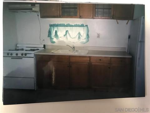 663 W Olive Ave, El Centro, CA 92243 photo 16