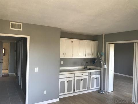 201 Stage Coach Rd, Oceanside, CA 92057 photo 8