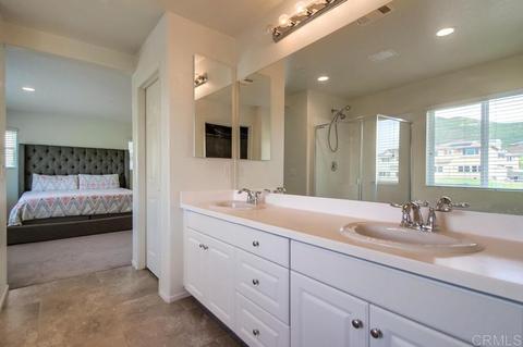240 Windsor Grey Way, Fallbrook, CA 92028 photo 14