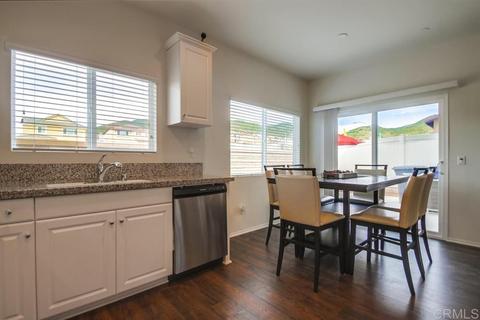 240 Windsor Grey Way, Fallbrook, CA 92028 photo 9