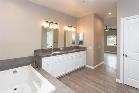 2914 Vista Del Rio, Fallbrook, CA 92028 photo 6