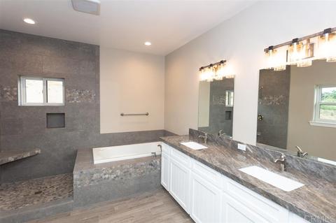 2914 Vista Del Rio, Fallbrook, CA 92028 photo 8