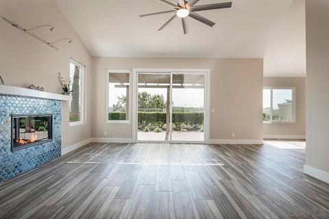 4823 Courageous Ln, Carlsbad, CA 92008 photo 9