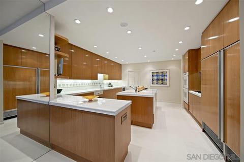 7933 Prospect Pl #1, La Jolla, CA 92037 photo 11