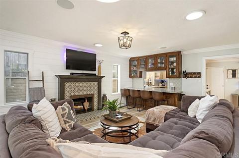 1203 Eucalyptus Ave, Vista, CA 92084 photo 8