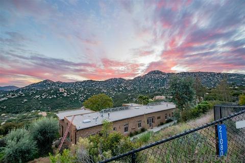 21080 Deerhorn Oak, Jamul, CA 91935 photo 2