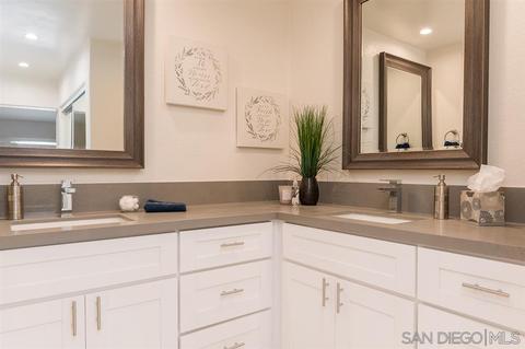 4651 Cordoba Way, Oceanside, CA 92056 photo 13