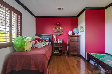 757 Mason Cir, Vista, CA 92084 photo 10