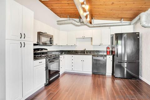 8456 Desiree Ln, Santee, CA 92071 photo 13