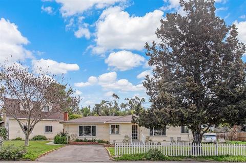 1203 Coventry Rd, Vista, CA 92084 photo 2