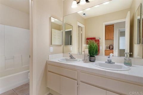 4886 Motif St, Oceanside, CA 92057 photo 17