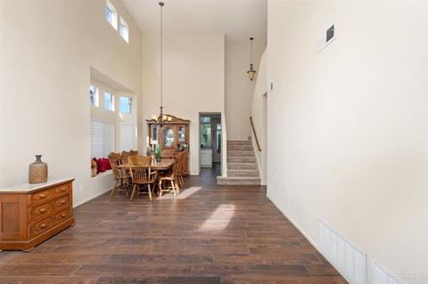 4886 Motif St, Oceanside, CA 92057 photo 4