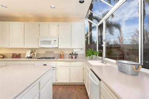 4886 Motif St, Oceanside, CA 92057 photo 13