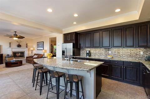 1089 Breakaway Dr, Oceanside, CA 92057 photo 7