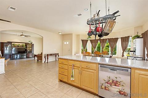 1400 Eucalyptus Dr, El Cajon, CA 92021 photo 6