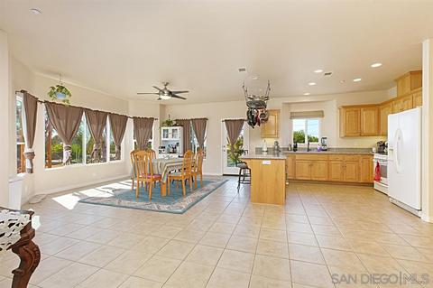 1400 Eucalyptus Dr, El Cajon, CA 92021 photo 9
