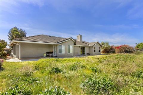 745 W Fig St, Fallbrook, CA 92028 photo 25