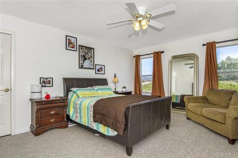745 W Fig St, Fallbrook, CA 92028 photo 14