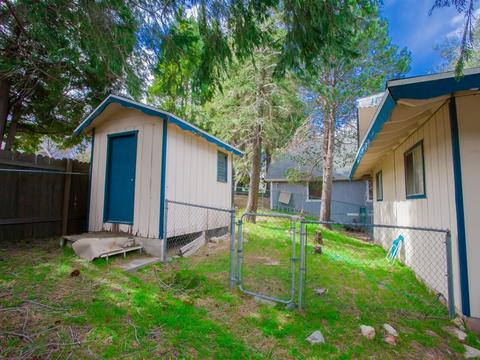 452 Darfo Dr, Crestline, CA 92325 photo 12