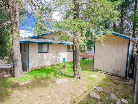 452 Darfo Dr, Crestline, CA 92325 photo 11