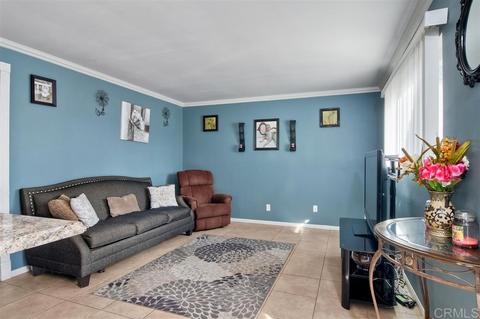 240 Avenida Descanso, Oceanside, CA 92057 photo 4