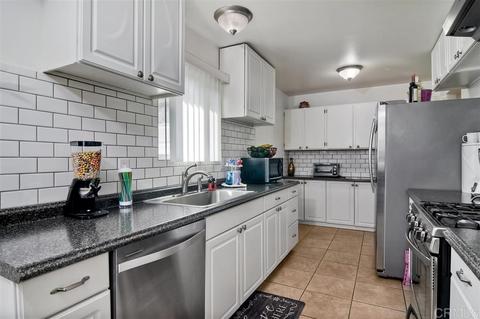 240 Avenida Descanso, Oceanside, CA 92057 photo 9