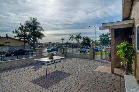 240 Avenida Descanso, Oceanside, CA 92057 photo 3