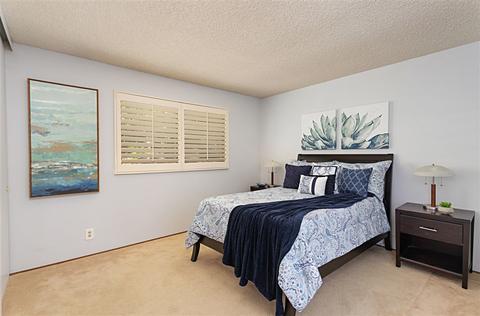 1833 Debra Ln, Vista, CA 92084 photo 11