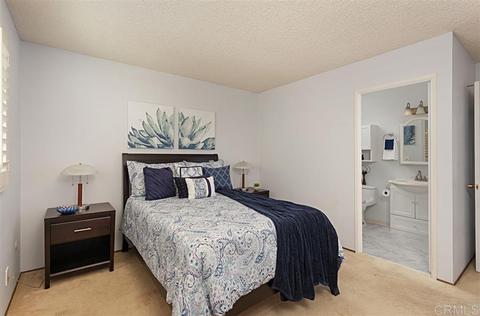 1833 Debra Ln, Vista, CA 92084 photo 14