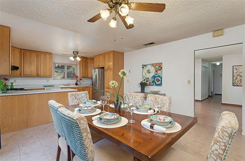 1833 Debra Ln, Vista, CA 92084 photo 9