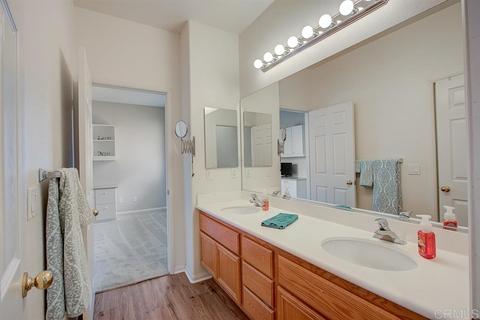 5065 Bella Collina St, Oceanside, CA 92056 photo 17