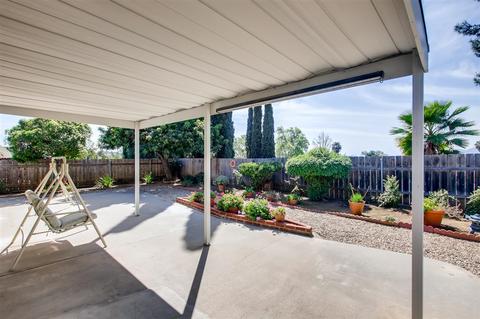 1101 Conway Dr, Escondido, CA 92027 photo 4
