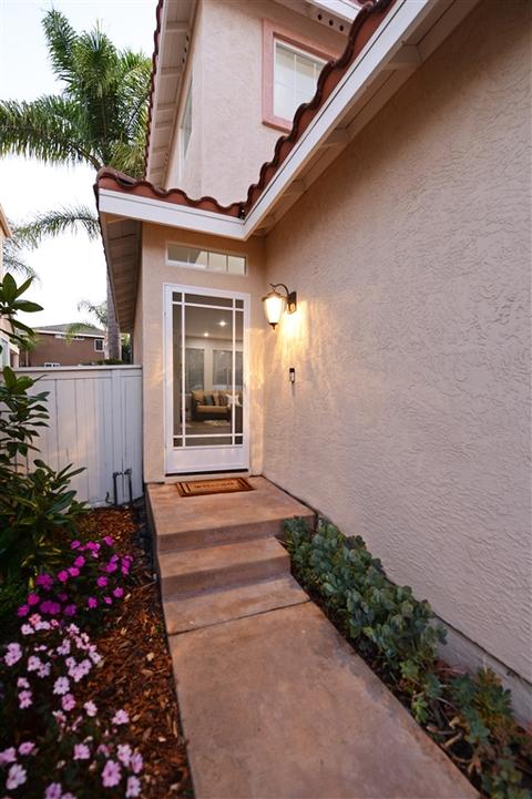 1871 Saint Thomas Rd, Vista, CA 92081 photo 11