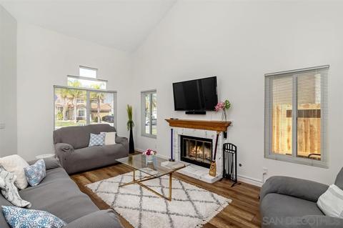 31365 Pahuta St, Temecula, CA 92592 photo 2