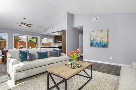 933 Goleta St, Oceanside, CA 92057 photo 8
